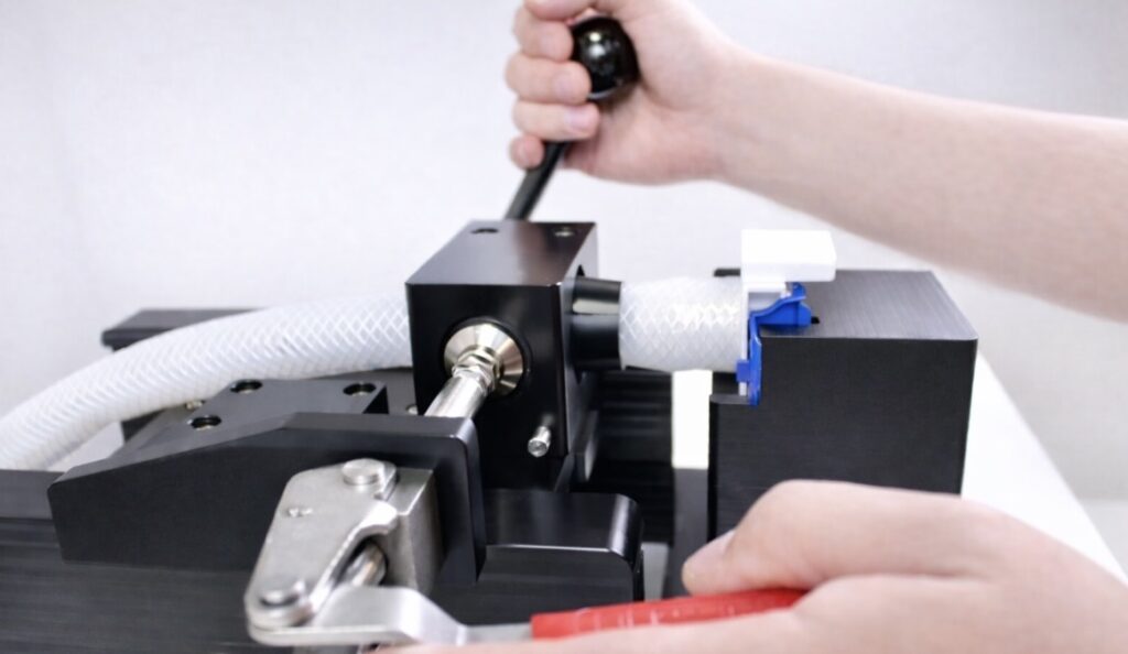aseptiquik connector CRD 430 fitting inserter