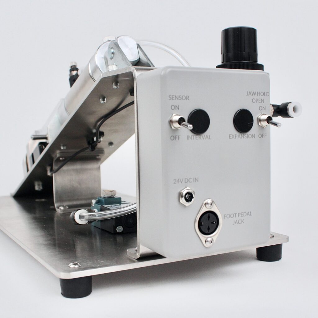 medical tubing expander- crd202 sensor
